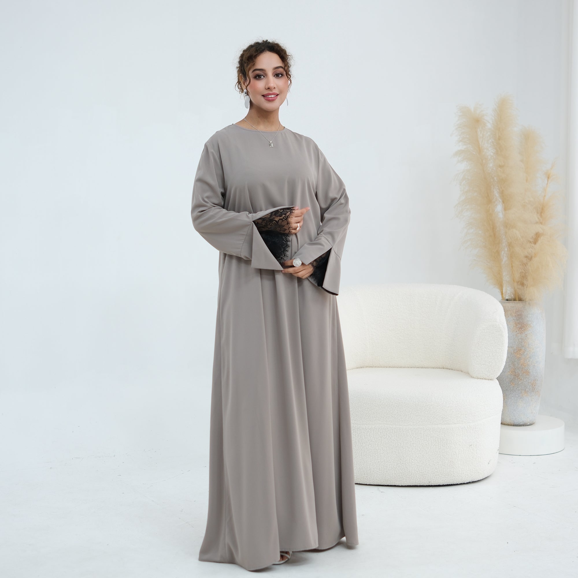 Noor Grace Zahra Lace Abaya Set