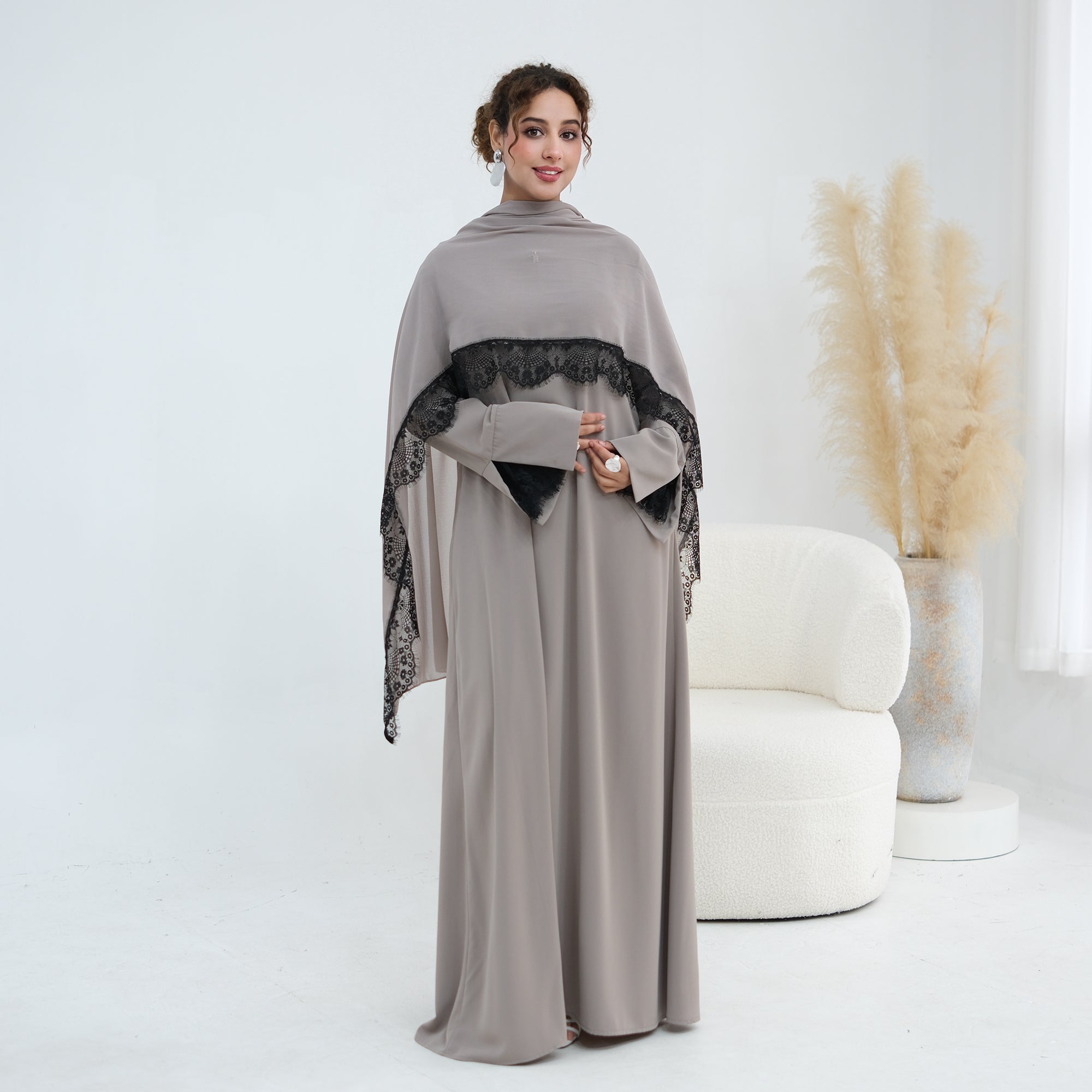 Noor Grace Zahra Lace Abaya Set