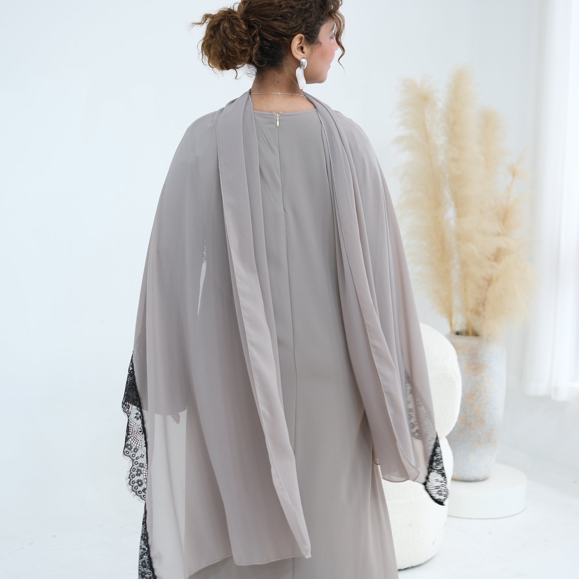 Noor Grace Zahra Lace Abaya Set