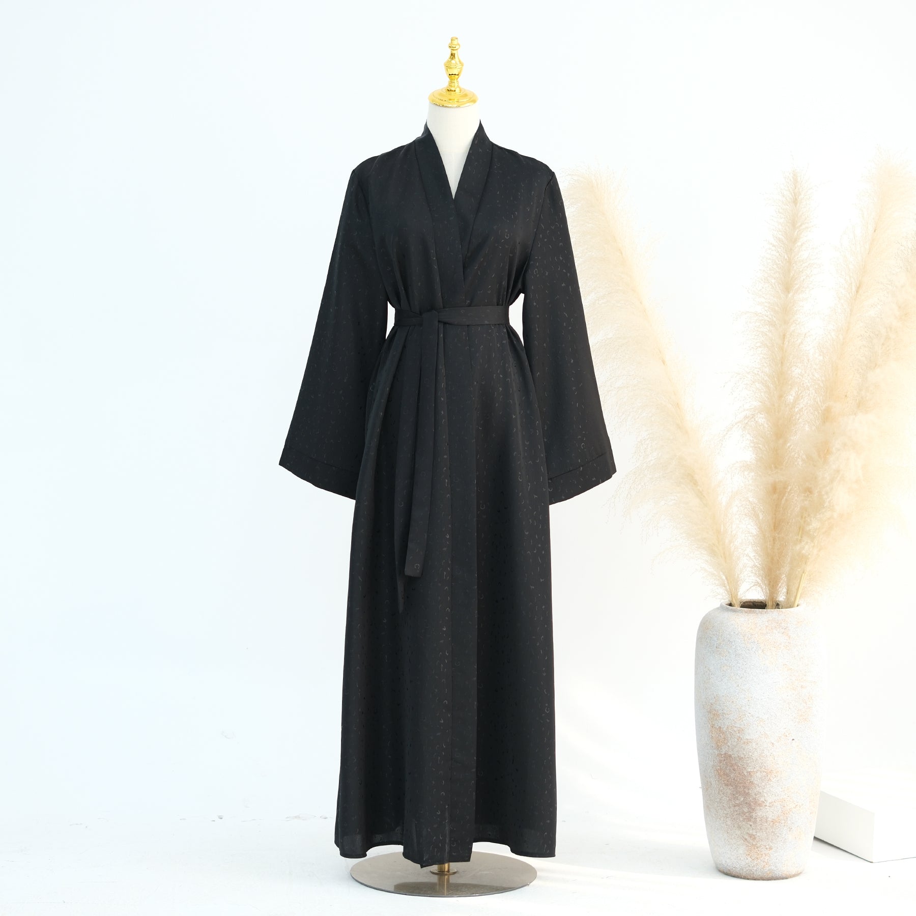 Noura Luxe Kimono Abaya (عباية نورا الفاخرة الكيمونو) - Noor & Grace
