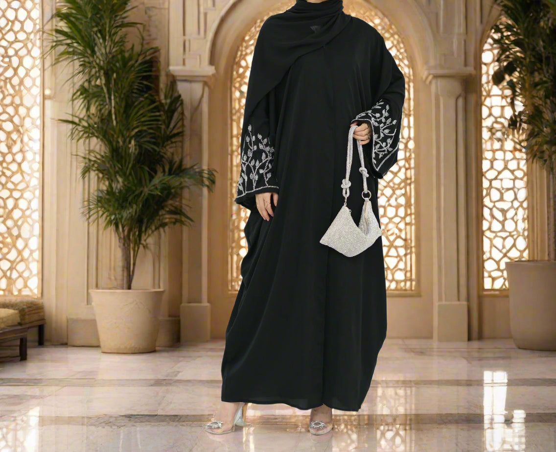 Qamar Al-Nida Abaya (عباءة قمر الندى) - Noor & Grace