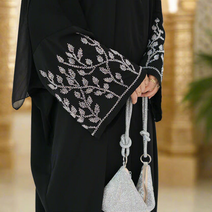Qamar Al-Nida Abaya (عباءة قمر الندى) - Noor & Grace