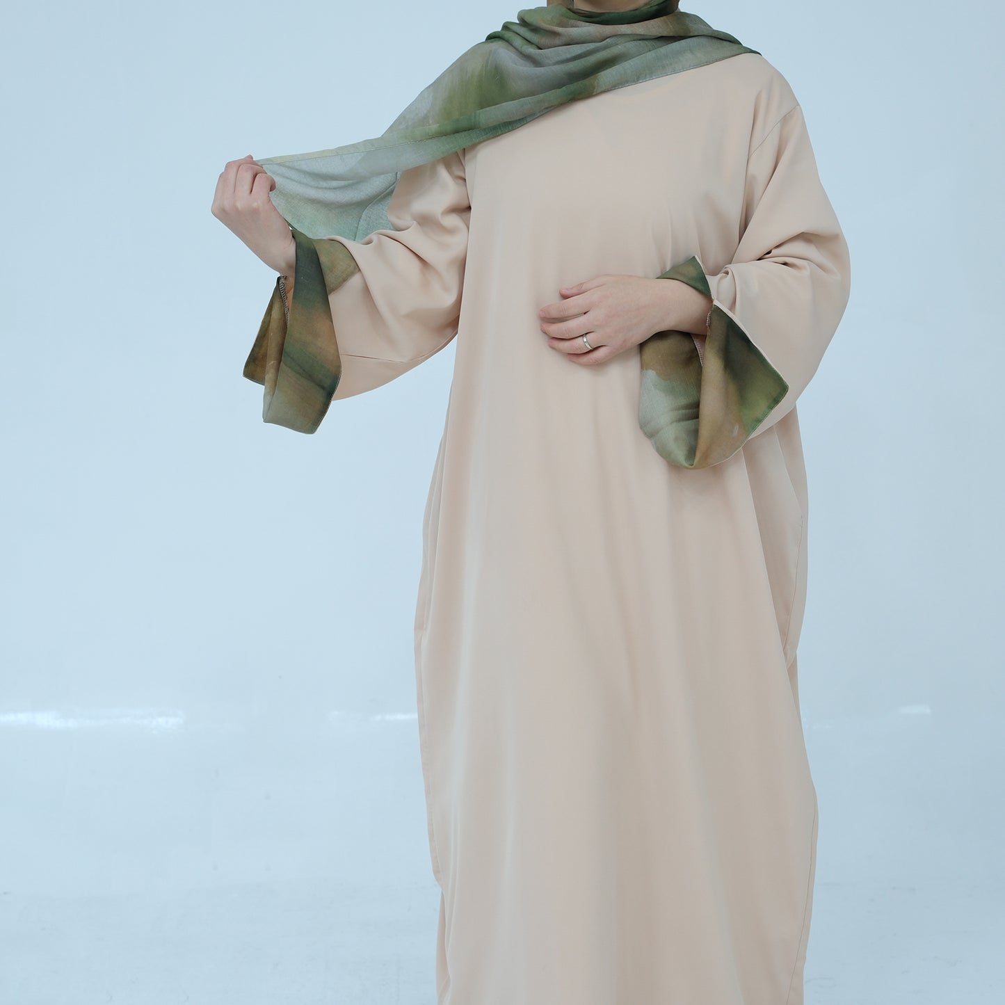 Ridaa Al-Nida Abaya (عباية رداء الندى) - Noor & Grace