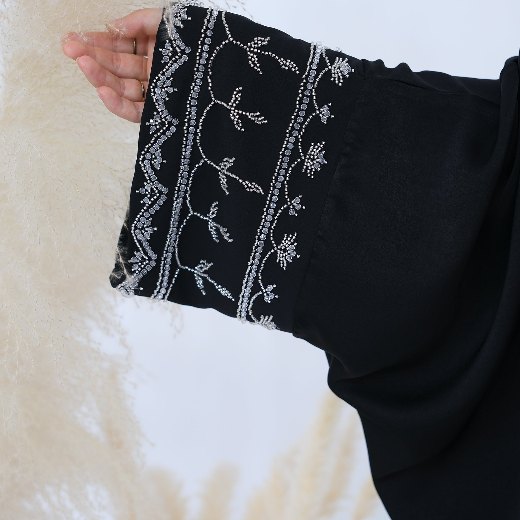 Samara Luxe Abaya (عباية سمارة الفاخرة) - Noor & Grace