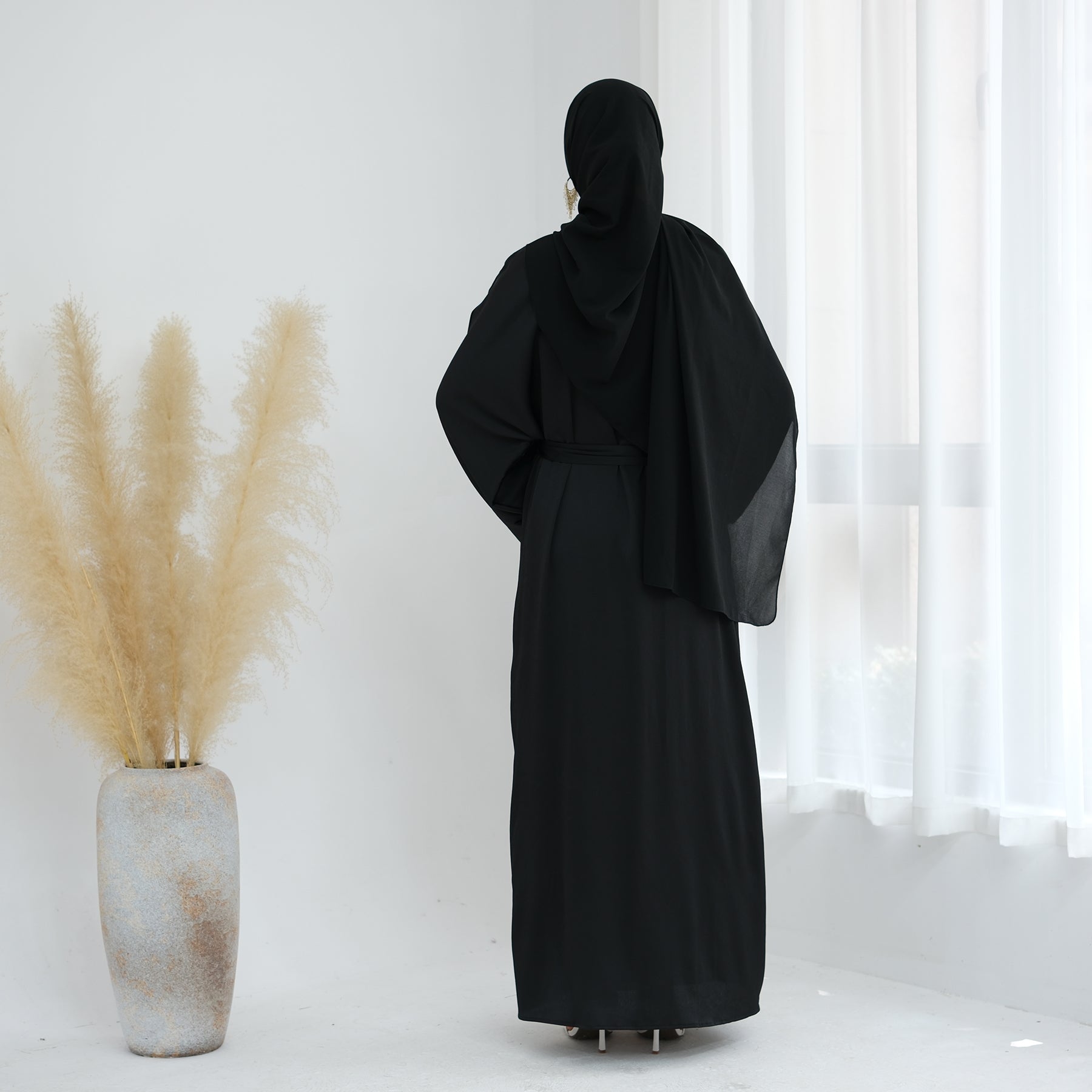 Sundus Luxury Abaya (عباية سندس الفاخرة) - Noor & Grace