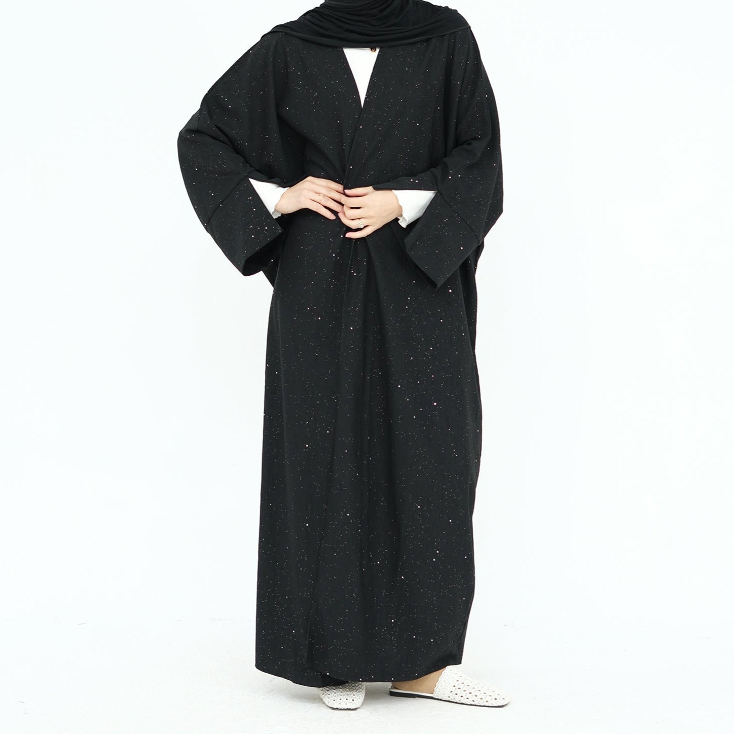 ZahiraAutumnWinterAbaya_Noor_GraceBlack2