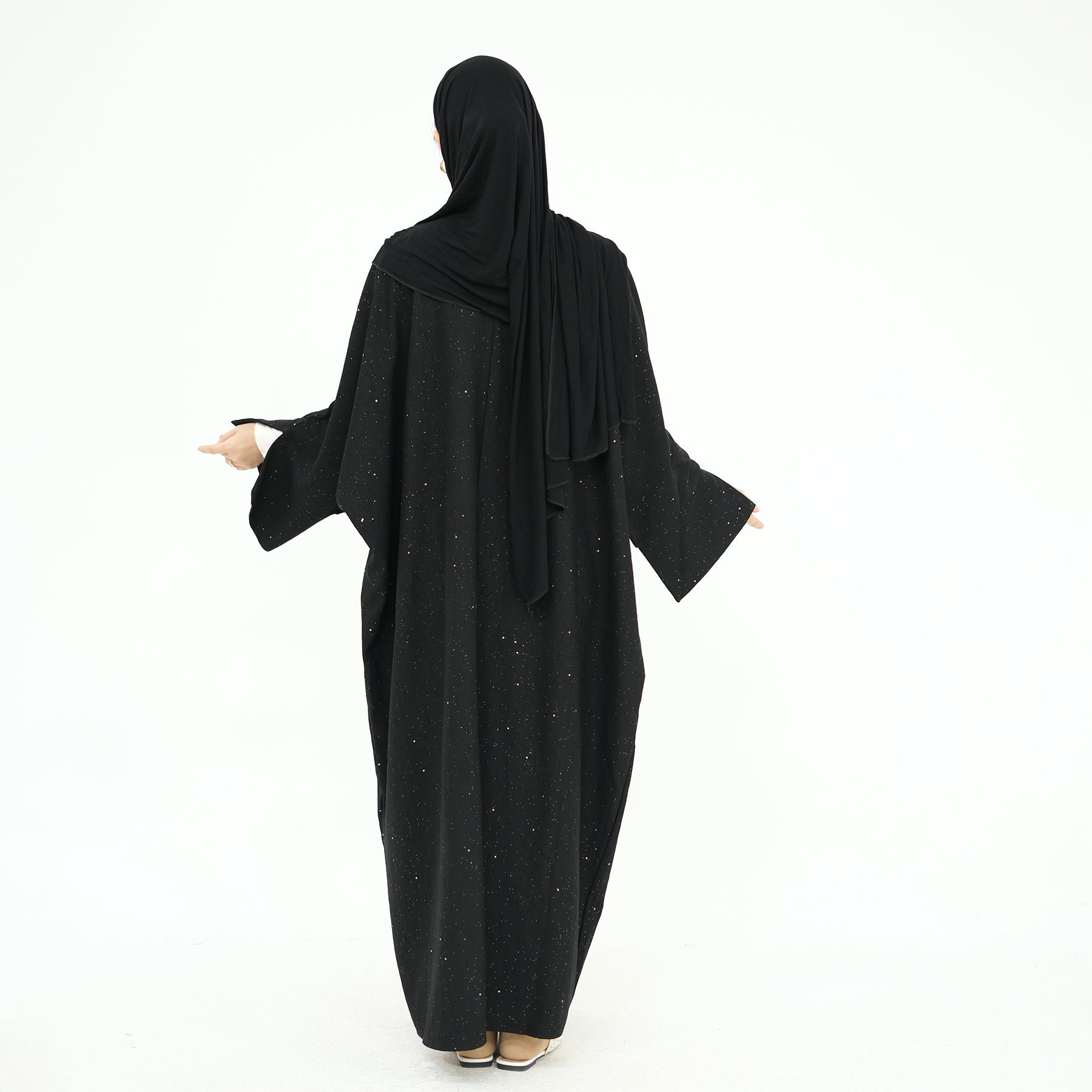 ZahiraAutumnWinterAbaya_Noor_GraceBlack5