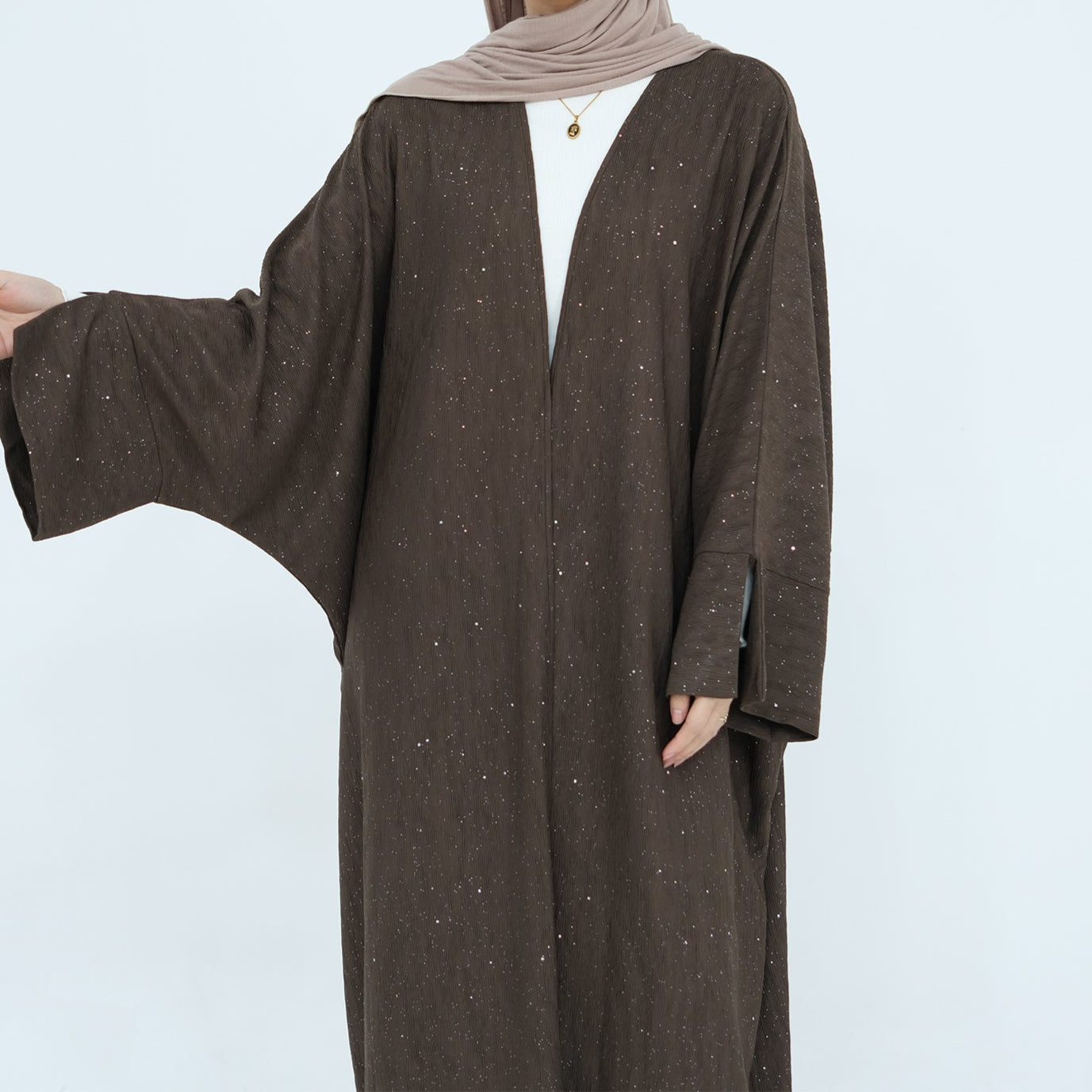 ZahiraAutumnWinterAbaya_Noor_GraceBrown3