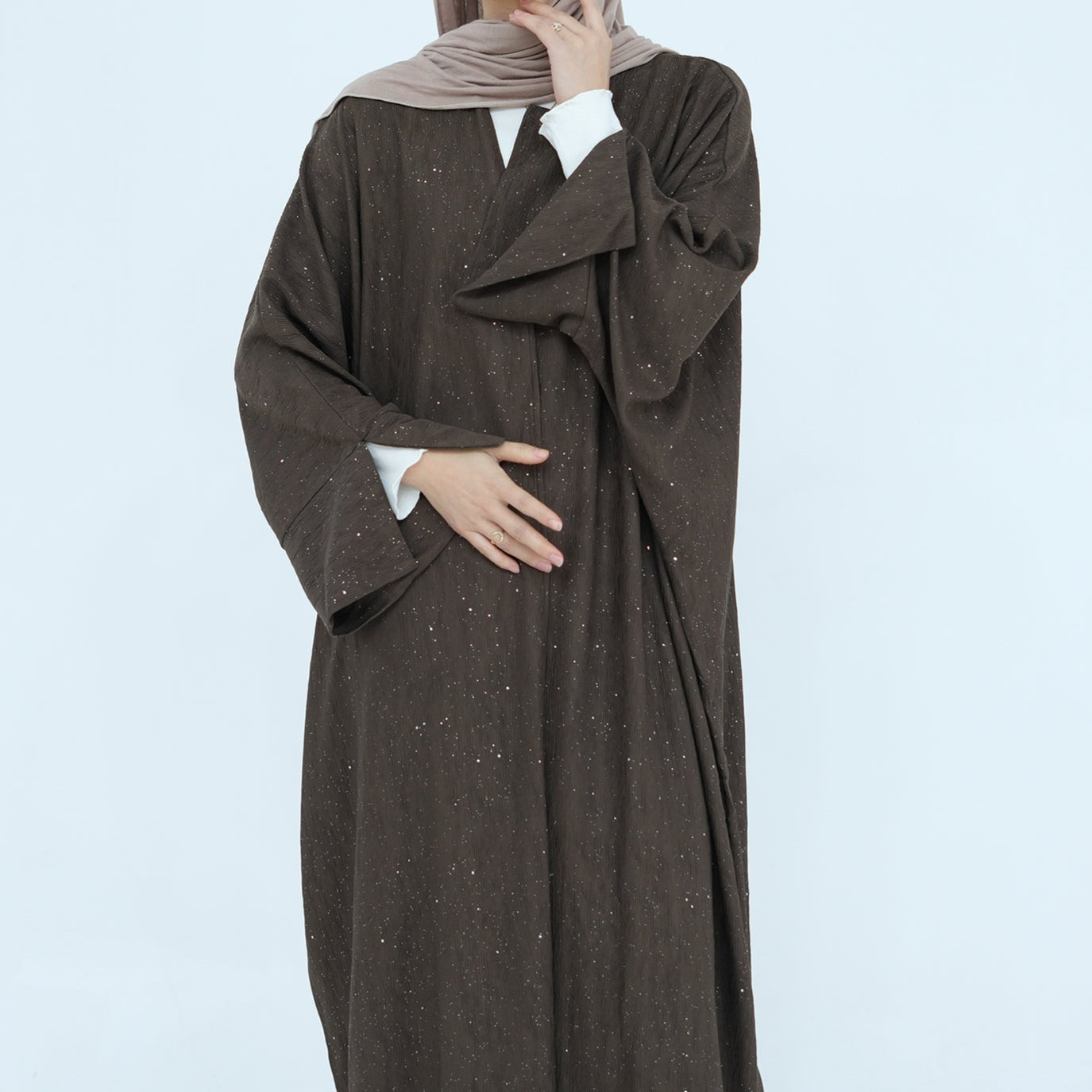 ZahiraAutumnWinterAbaya_Noor_GraceBrown5