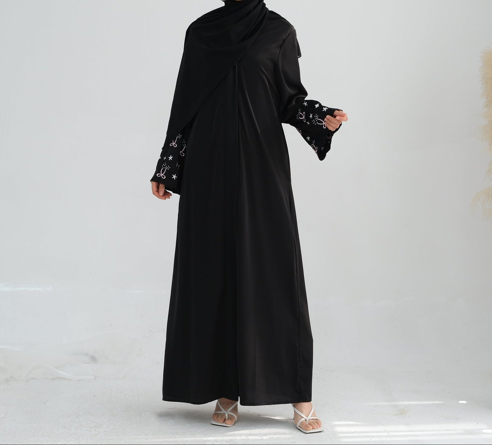 Zeena Embroidered Abaya - Noor & Grace