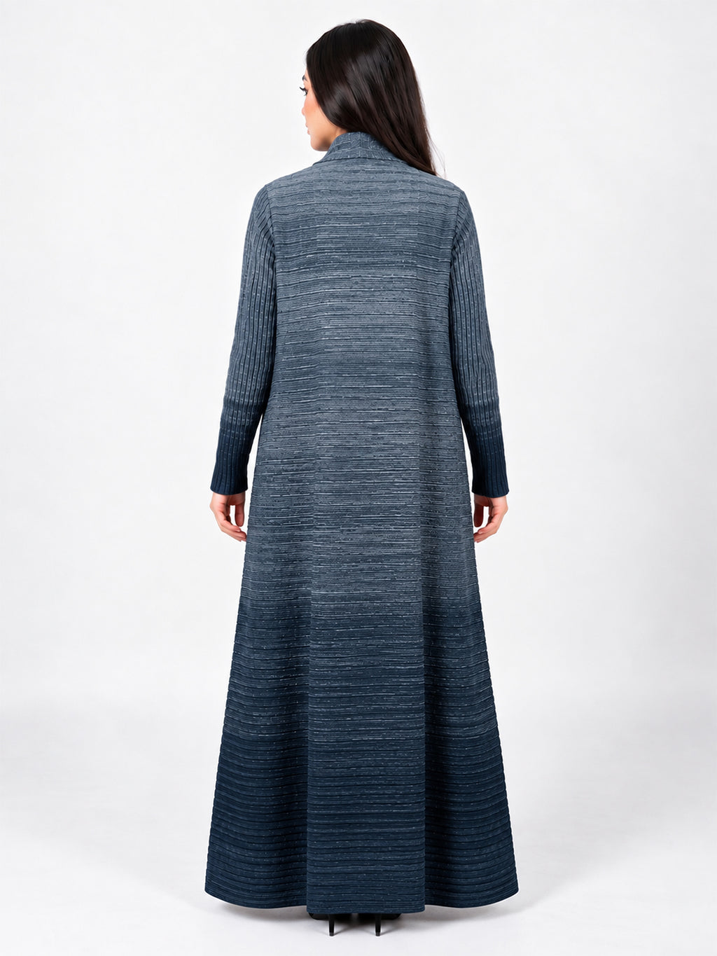 blue-ombre-gradient-textured-pleated-open-abaya-bue-noor-and-grace