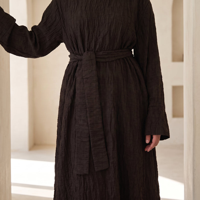 dubai-luxe-2026-abaya-brown-customized-noor-and-grace