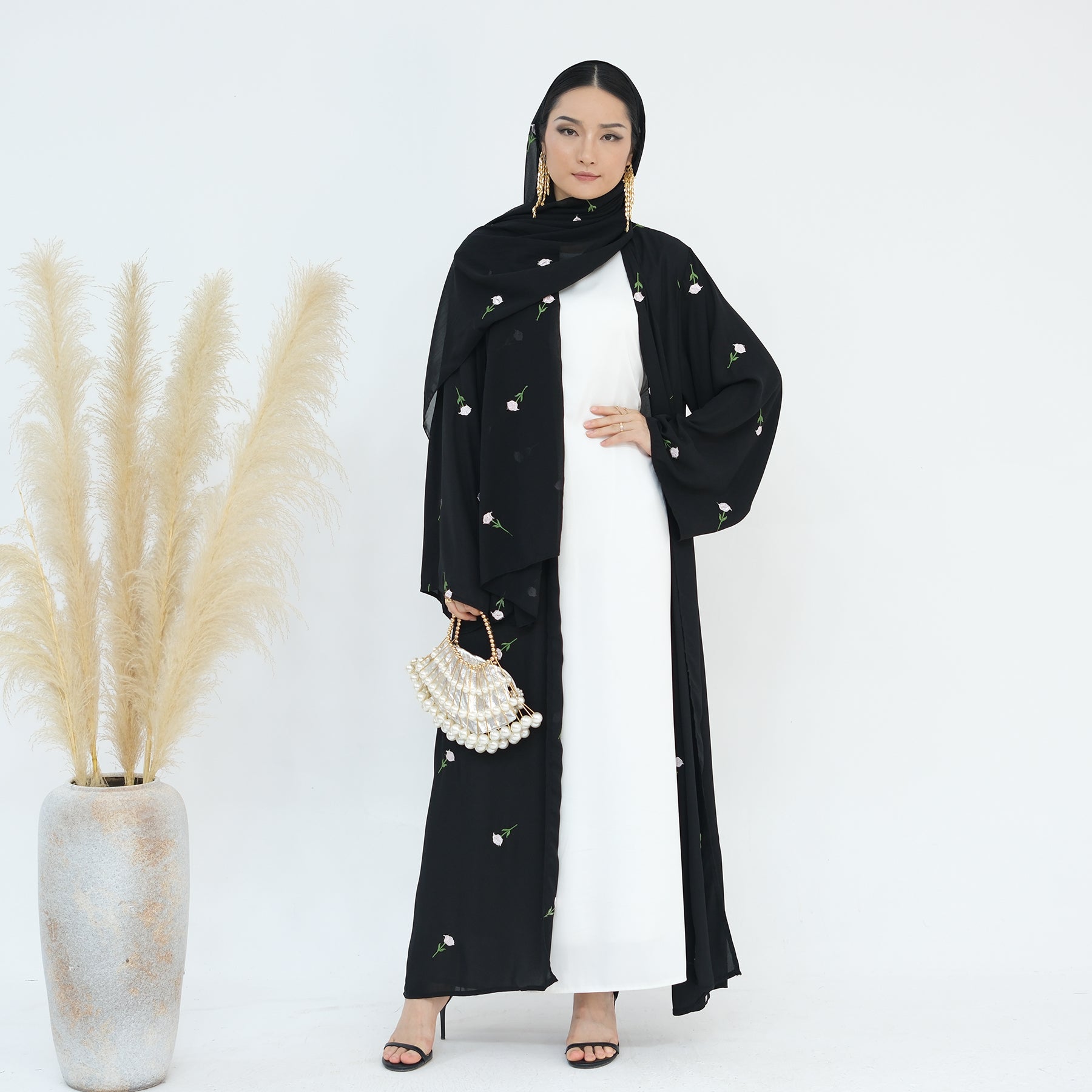 new-dubai-chiffon-abaya-black-noor-and-grace