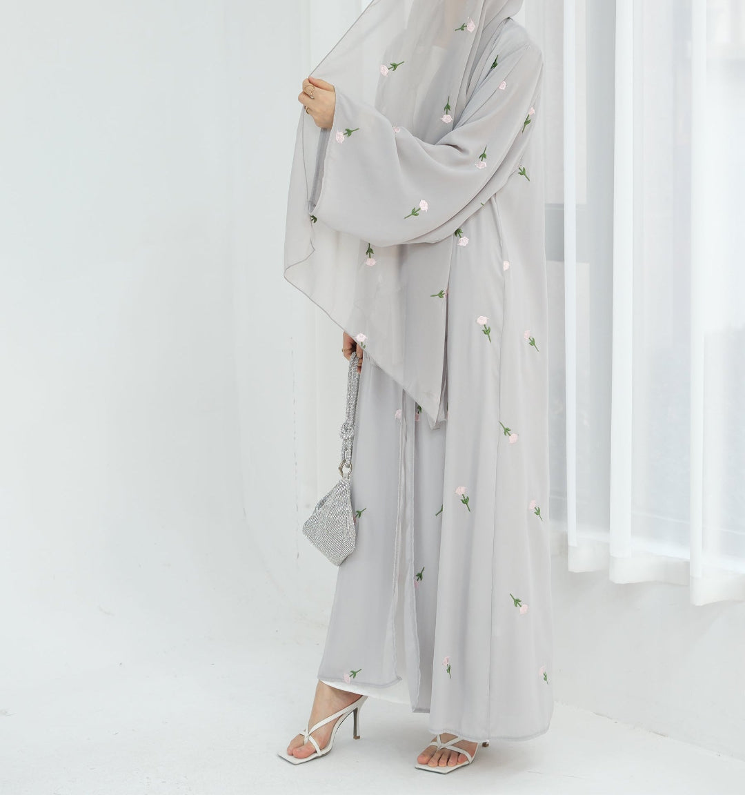 new-dubai-chiffon-abaya-cloud-gray-noor-and-grace