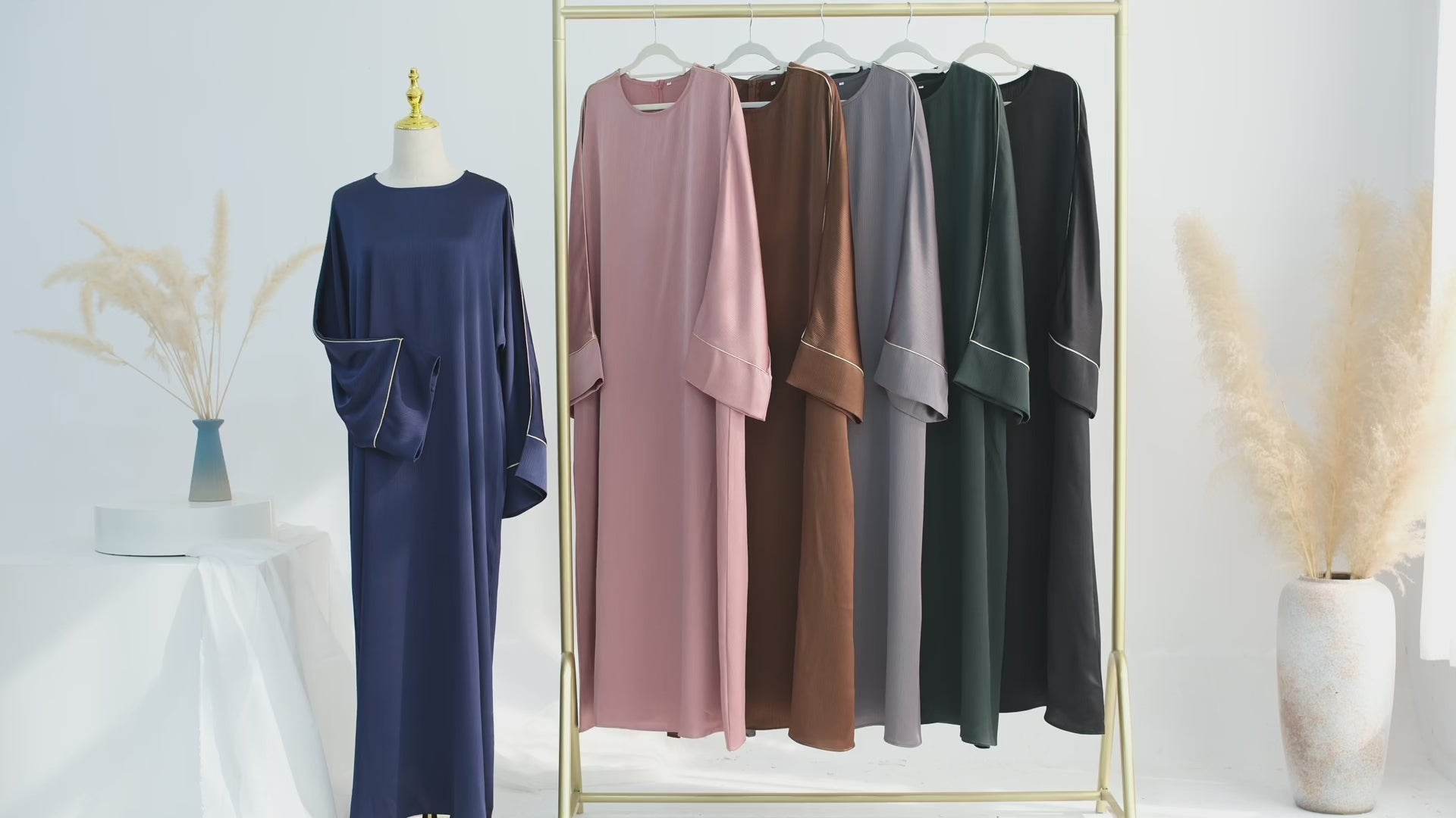 Abayat Al Satin Al Fakhira 2026 - Noor & Grace