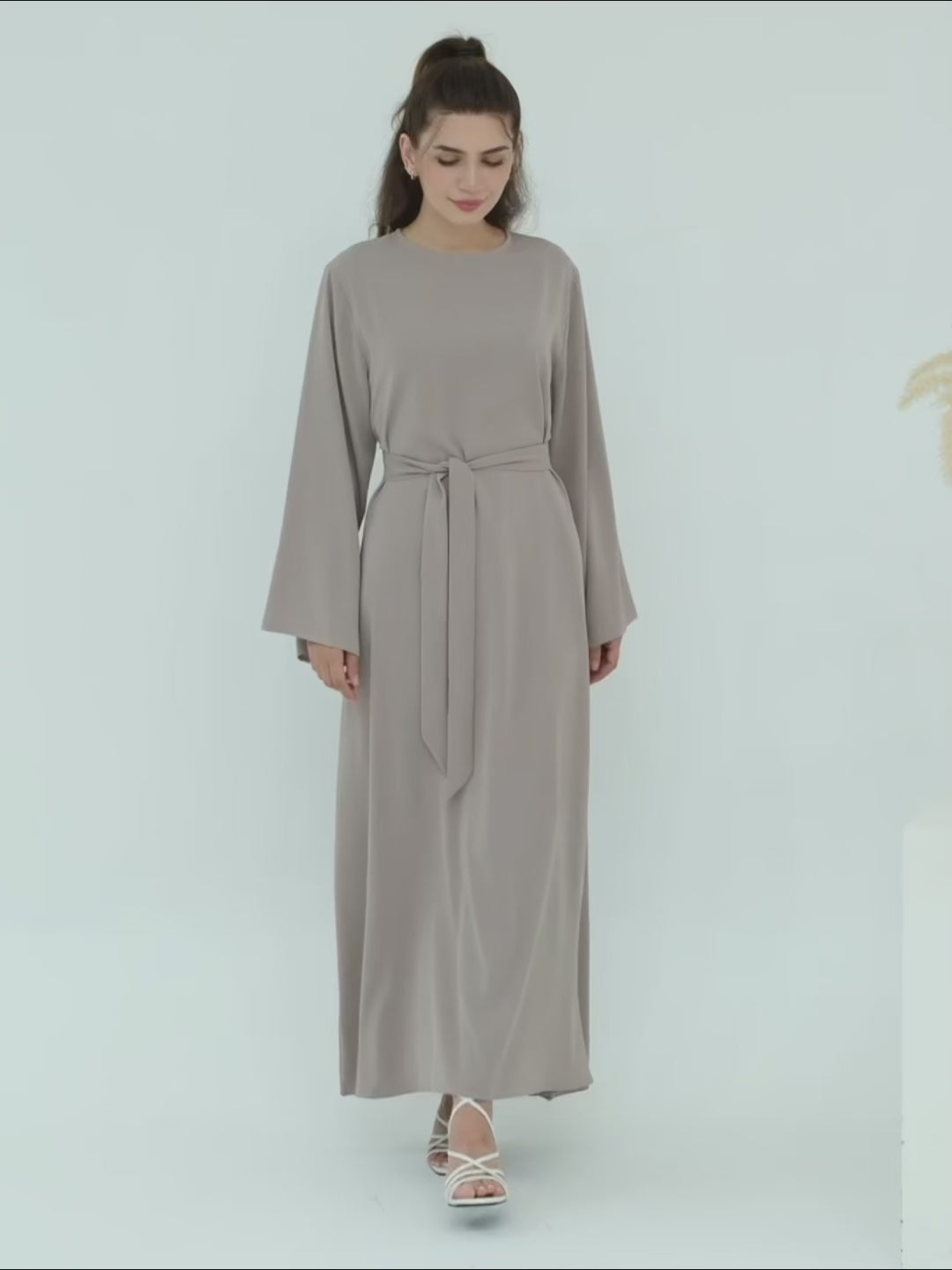 full-sleeve-nida-inner-abaya-noor-and-grace