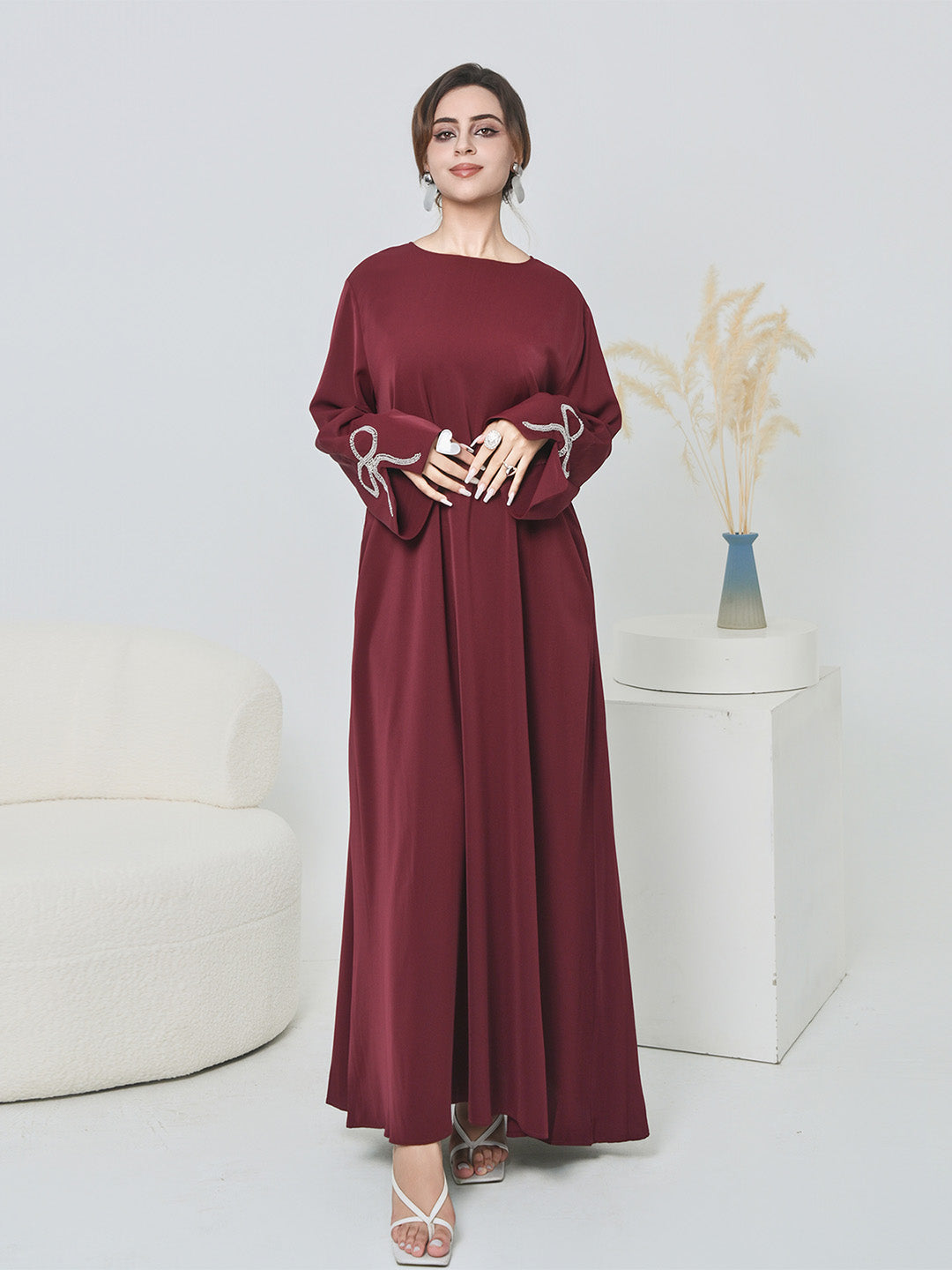 split-sleeve-bow-dubai-abaya-taro-black-red-noor-and-grace