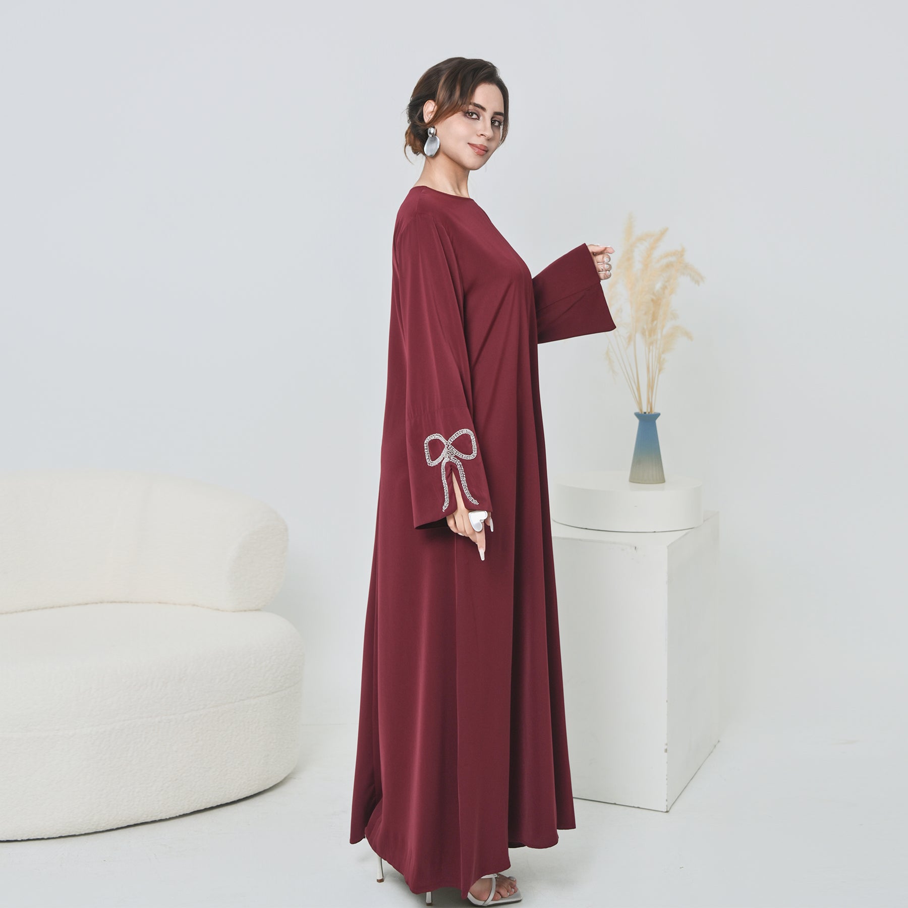 split-sleeve-bow-dubai-abaya-red-noor-and-grace